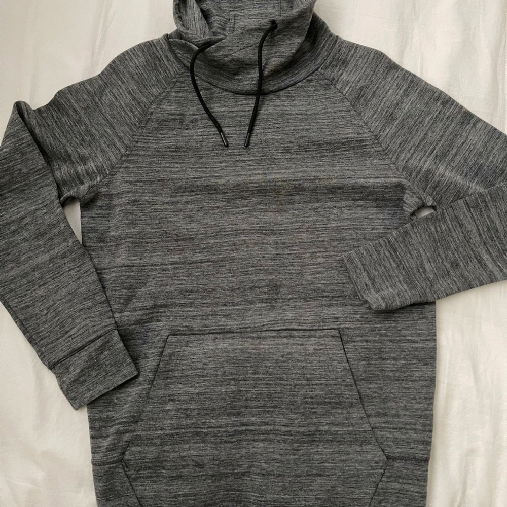 Pull over sweater